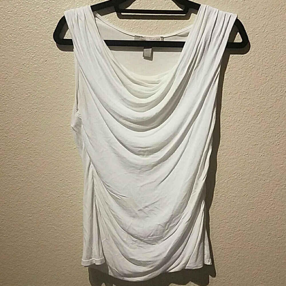Forever 21 Sleeveless White Top Size Medium